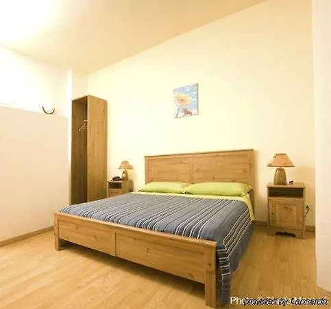 Sant'Oronzo B&B Lecce 2*,